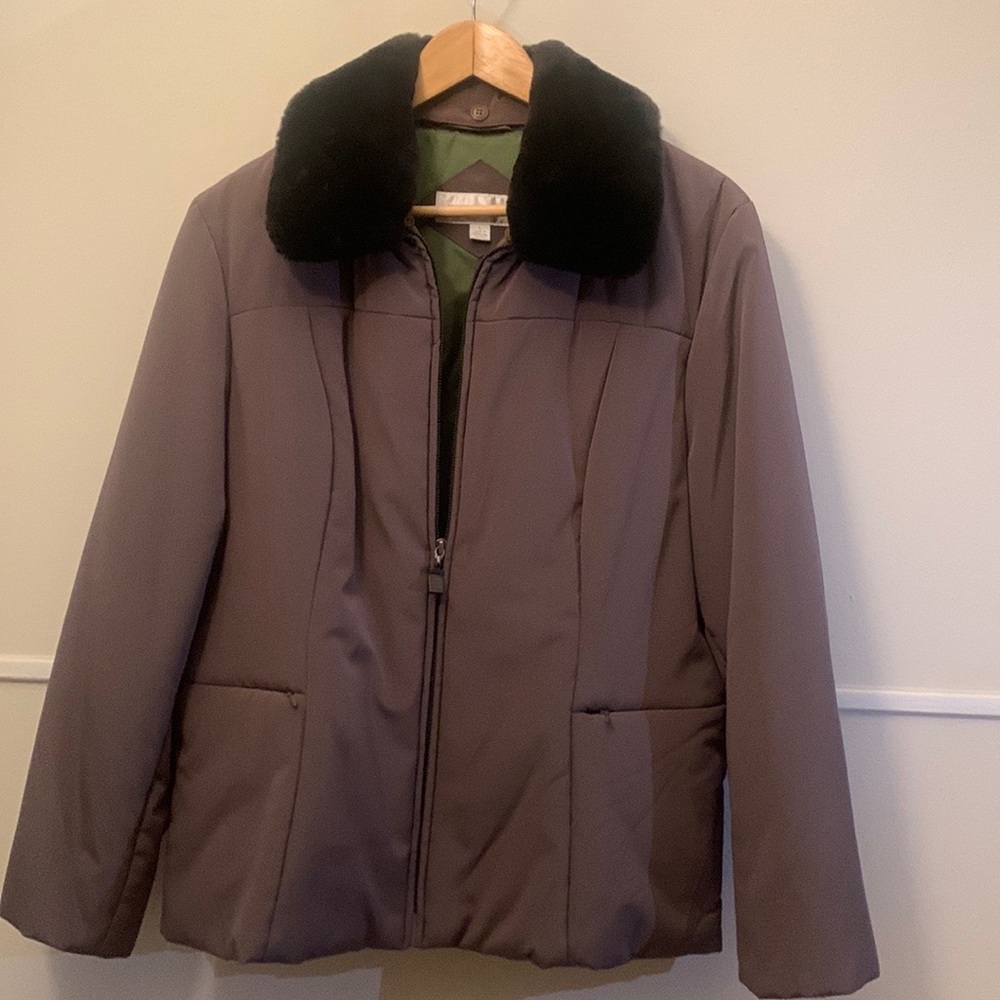 Women’s Jones New York Jacket.